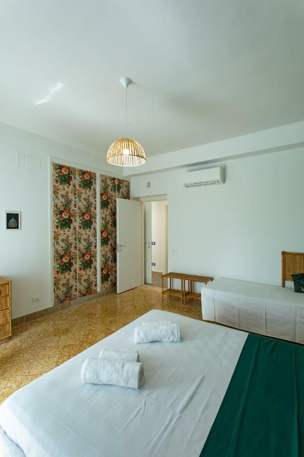 Villa Aurora Mondello Addaura Exterior foto